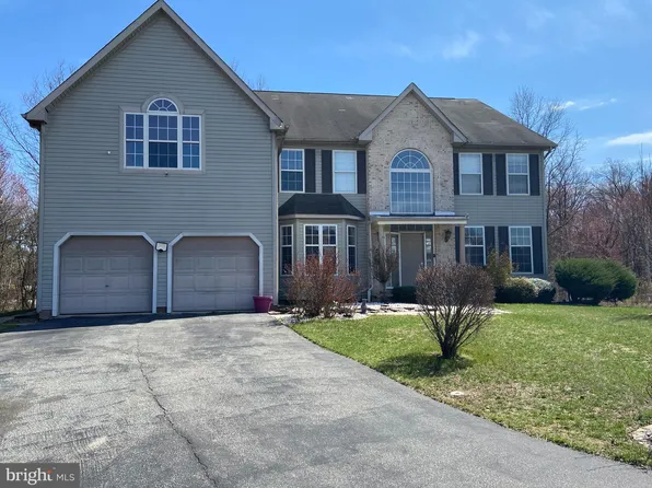 212 Sarah Ct, Newark, DE 19702