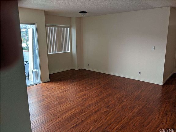 5th image of 10131 Tujunga Canyon Blvd APT 10