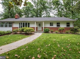 14200 Hi Wood Dr, Rockville, MD 20850