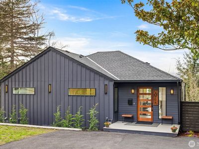 4604 SW Brace Point Drive, Seattle, WA, 98136
