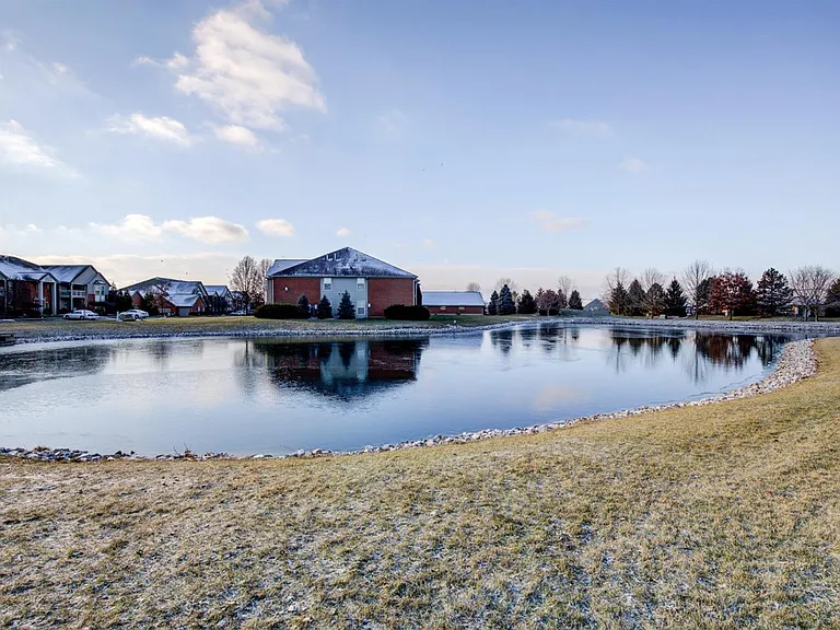 7873 Pinnacle Point Dr — Photo 13