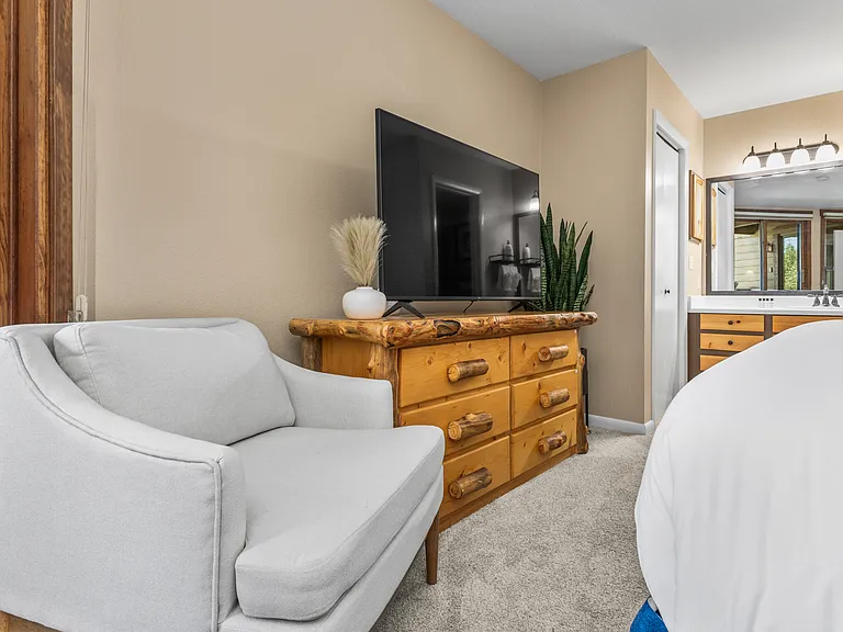 Bedroom #1 - SmartTV