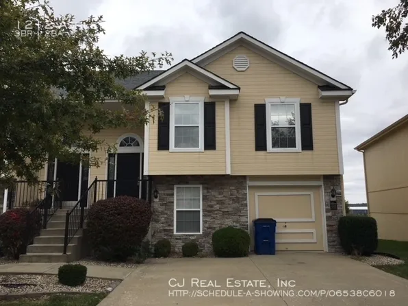 1212 NW Ashley Dr, Grain Valley, MO 64029