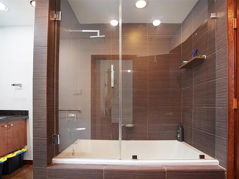5643 Terwilliger Way — Photo 28