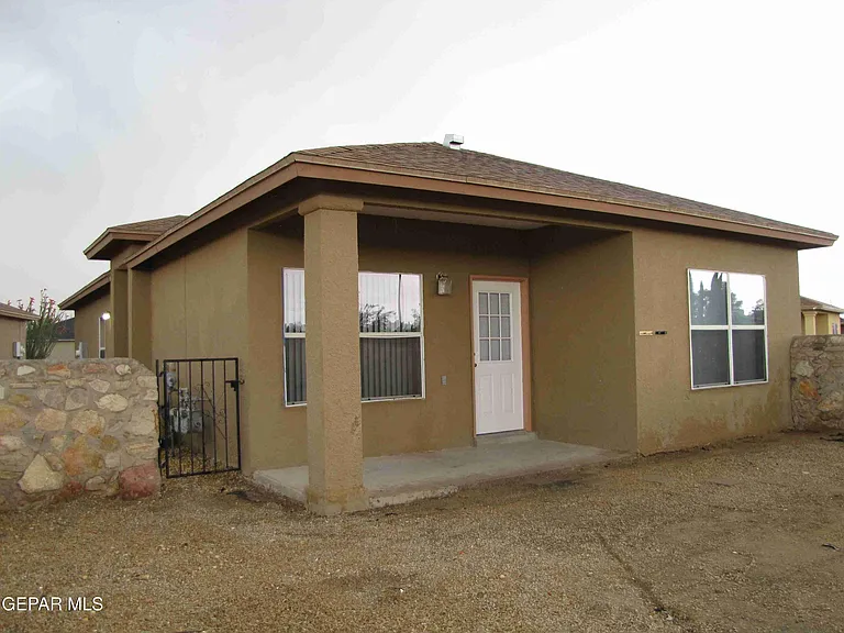 11975 Diana Candia Ln #B — Photo 26