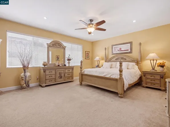1325 San Lucas Dr, Pittsburg, CA 94565