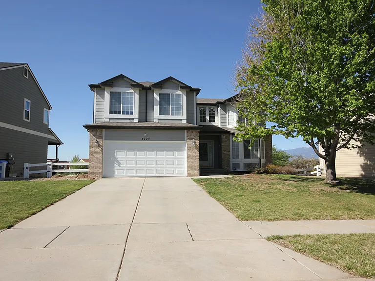 4224 Aryshire Ln — Photo 1