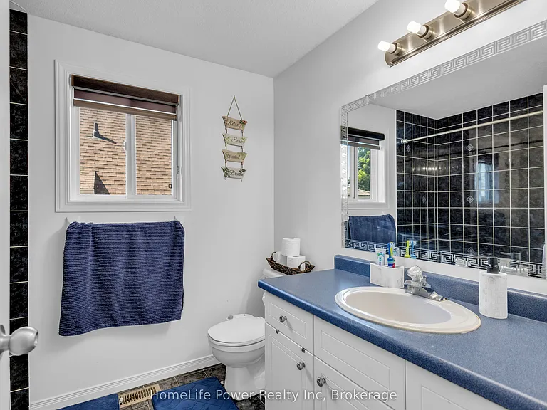 35 Borland Dr — Photo 25