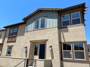 458 Clubhouse Dr, San Marcos, CA 92078