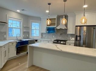 34 Jamaica Rd #2, Brookline, MA 02445