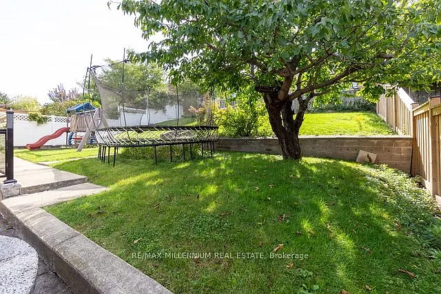 99 Willis Rd #LOWER — Photo 12