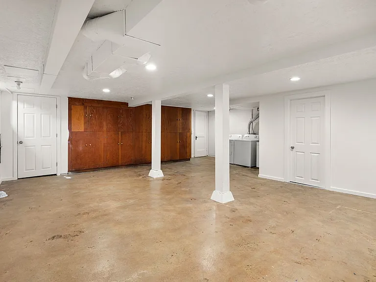 5336 NE 35th Pl — Photo 18