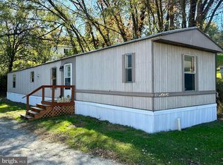 102 Peace Ln, York, PA 17406