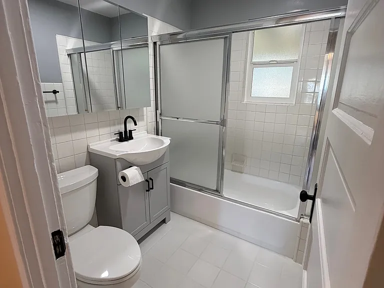 802 E Palm Ave — Photo 5
