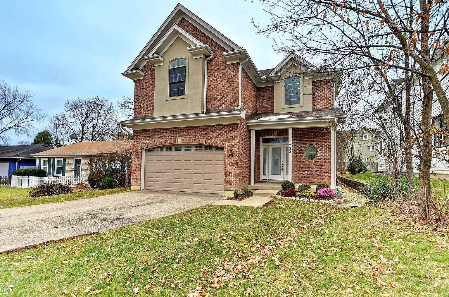 752 Prairie Ave photo 1