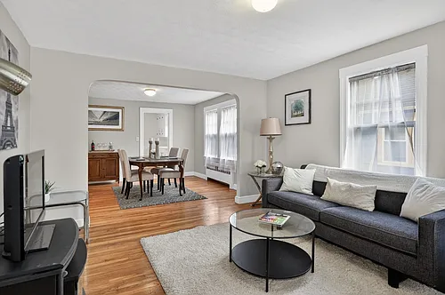 16 Davis St Photo 1