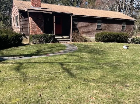 52 Peach Hill Rd, Berlin, MA 01503