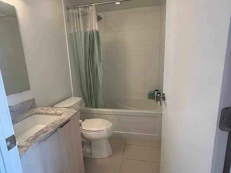 18 Maitland Ter E — Photo 11