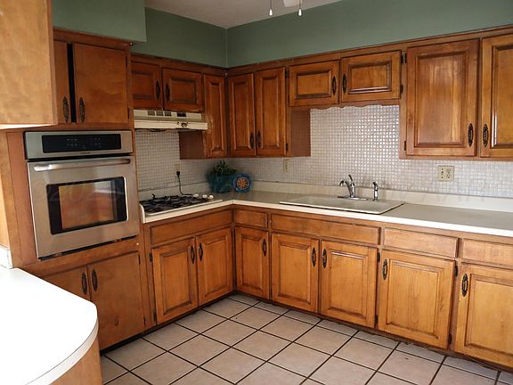 5th image of 118 San Obregon St