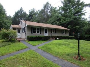 197 New Boston Rd, Sturbridge, MA 01566