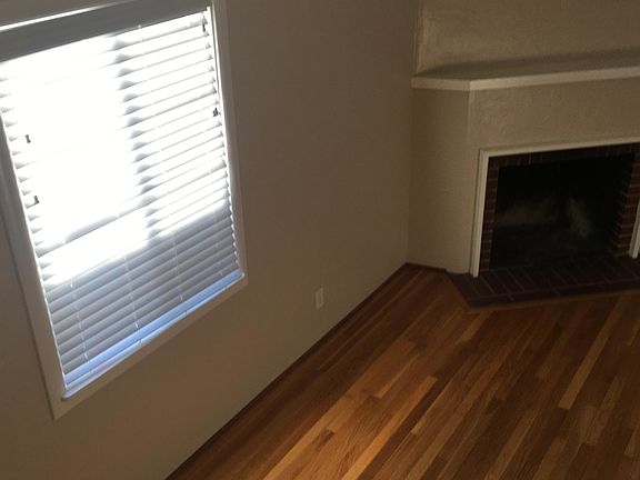 5th image of 3982 D St #1