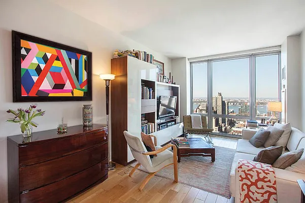 Rented by Argo Residential | media 2