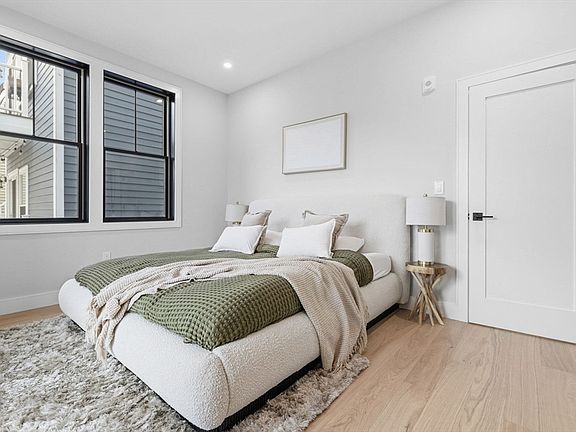 5th image of 66 Homer St #2