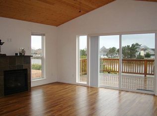 522 N Holladay Dr, Seaside, OR 97138