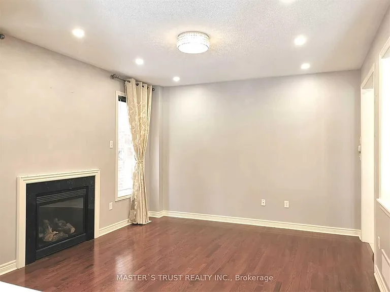 213 River Ridge Blvd — Photo 6