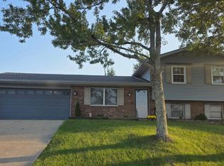 2821 E Turtle Creek Dr, Fairfield, OH 45014