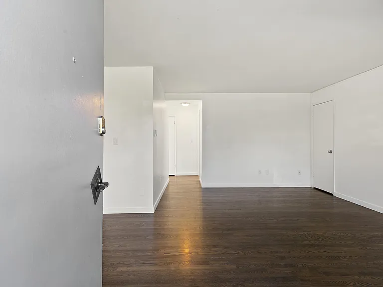 Rucker Court Apartments — Photo 7