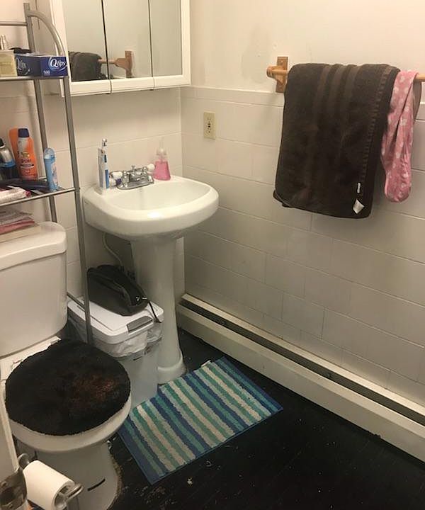2nd image of 7 W Market St #1