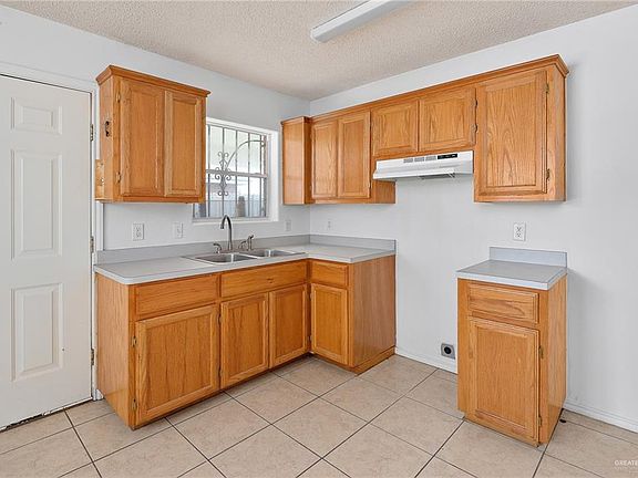 5th image of 1020 Denver