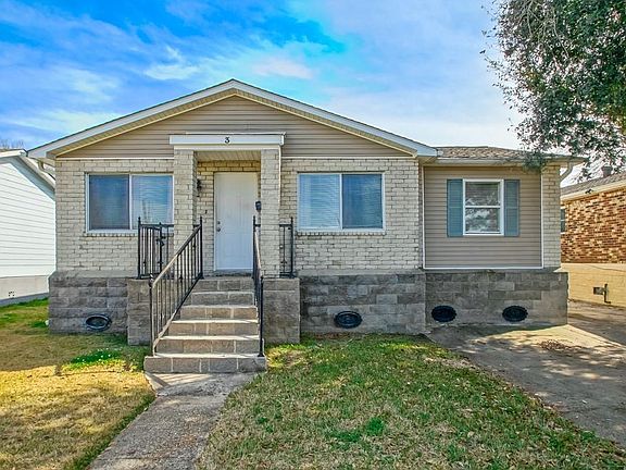 2nd image of 3 Furman Cir