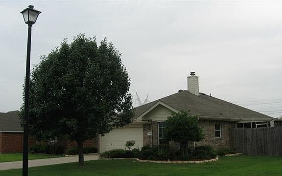 2nd image of 213 Rustic Grove Ln