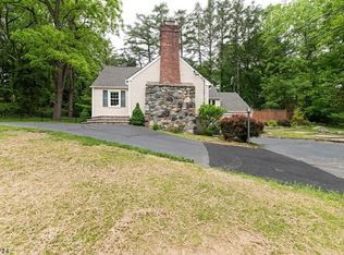 4 Alder Dr, Sparta, NJ 07871