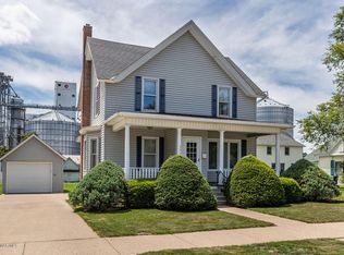 306 N 7th St, Lake City, MN 55041