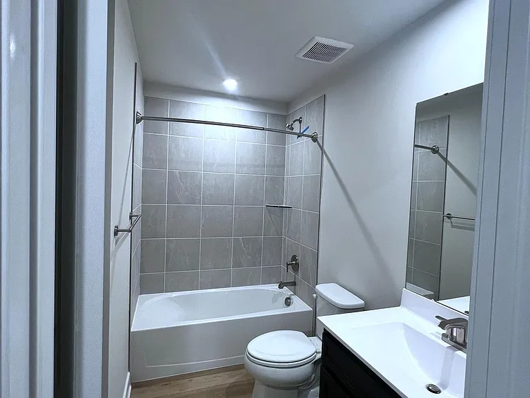 10913 Blanton Way — Photo 4