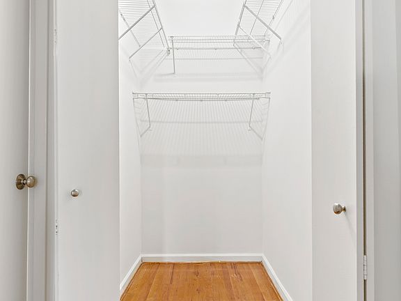 5th image of 414 E 84th St APT 2A