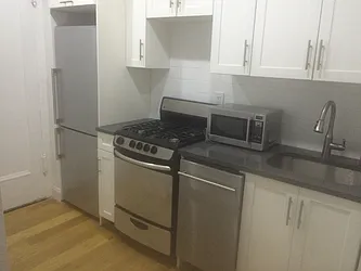 Rented by Sean Mashihi, LREB