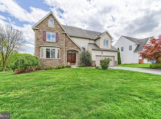 829 Nightlight Dr, York, PA 17402