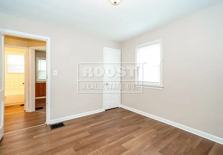 2317 Parkwood Ave — Photo 7