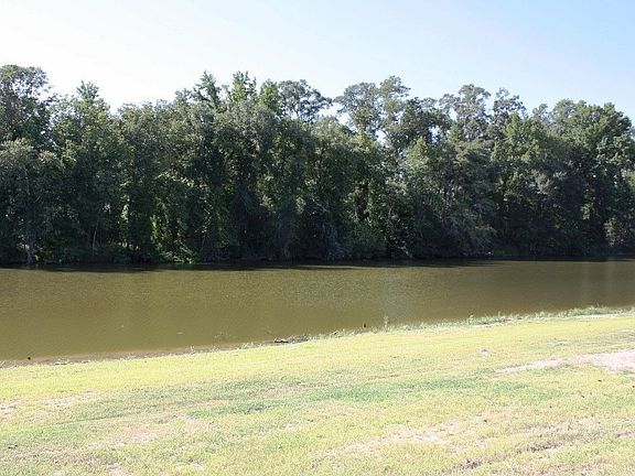 3rd image of 664 Twin Creeks Dr