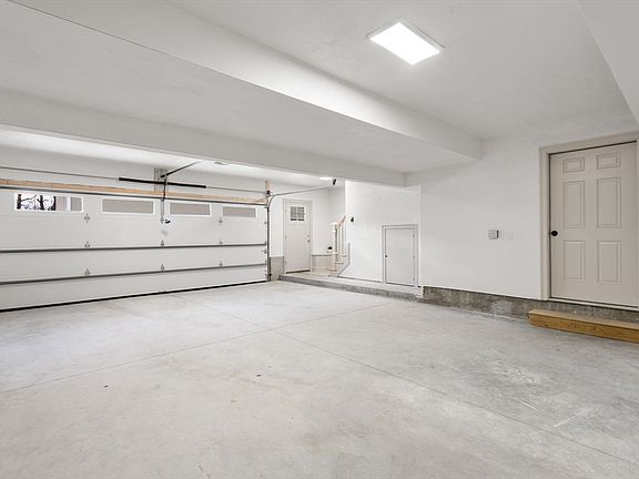 3rd image of 2 Lodi St #A