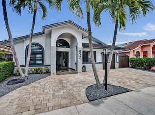 West Lakes Gardens 3rd Ad, Miami Lakes, FL 33018