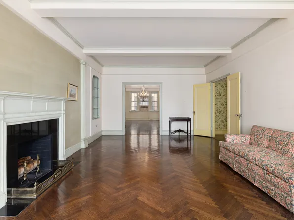 1165 Park Avenue 10A image 2 of 11