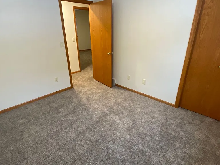 2153 Meadow Brook Way — Photo 15