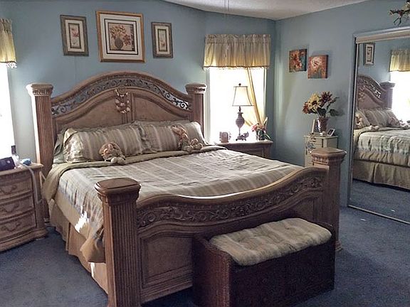 4th image of 4413 San Lucian Ln