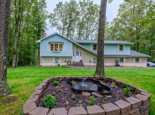 113 Larsen Ln, Cresco, PA 18326