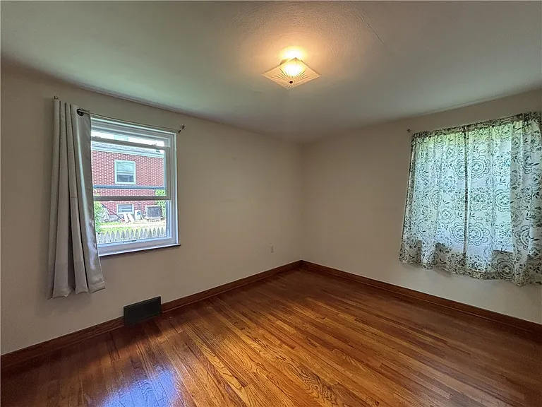 809 Carbon Rd — Photo 35
